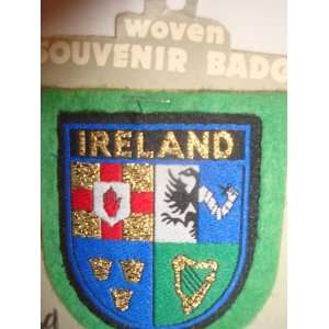  Ireland Crest Souvenir Badge 