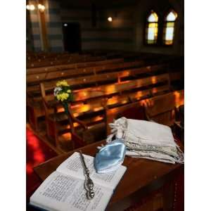  Taleth, Kippa, Yad and Torah in the Great Synagogue 