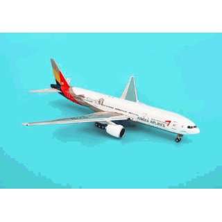  Phoenix Asiana 777 200ER 1/400 Seoul Of Asia Livery 