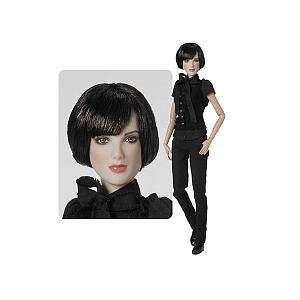    Tonner Doll Twilight The Movie Alice Cullen Doll Toys & Games