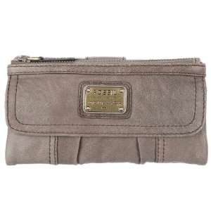  Fossil Womens Emory Leather Clutch Wallet Everything 