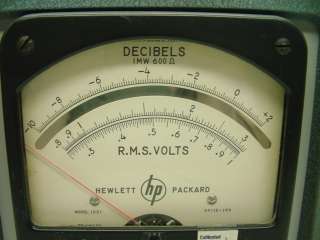 HP 400L Vacuum Tube Voltmeter Vintage  