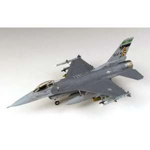  Academy 1/72 F 16C Air National Guard Airplane Model Kit 