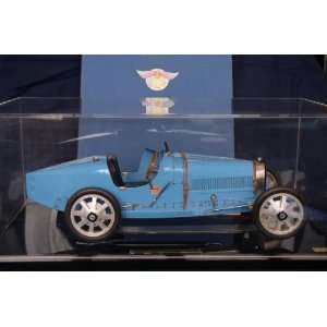 Bugatti Type 35 1/8 scale metal model Grand Prix de Lyon with case and 