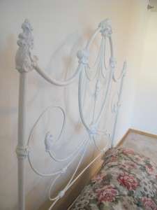   Gorgeous Circa 1880s Full Size Double Ornate White Iron Bed & Rails