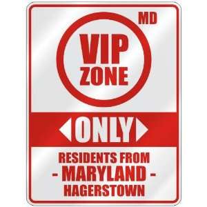   ZONE  ONLY RESIDENTS FROM HAGERSTOWN  PARKING SIGN USA CITY MARYLAND