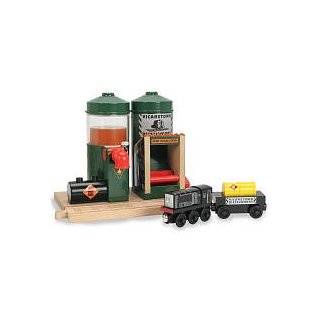 Thomas And Friends Wooden Railway   Fuel Depot by Learning Curve