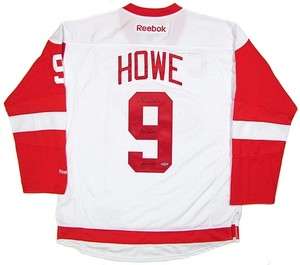   Howe Autographed White Detroit Red Wings Jersey (UDA COA)  