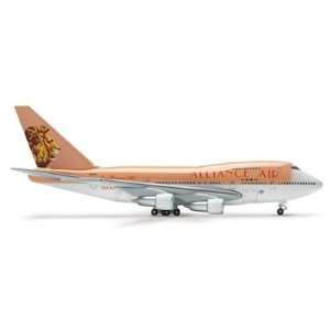  Herpa Alliance Air B747SP 1/400 Toys & Games