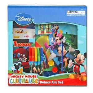    Mickey Clubhouse Deluxe Art Set in Window Box Toys & Games