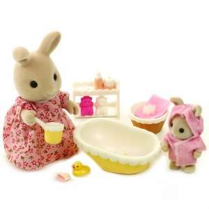  Sylvanian Families Bath Time for Baby Toys & Games