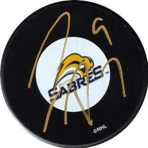  Derek Roy Buffalo Sabres Autographed Hockey Puck Sports 