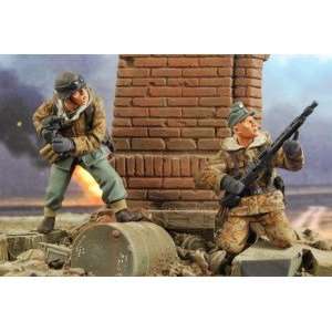    Verlinden 1/35 PzGrenadiers MG Team (2)