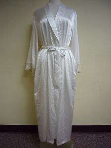 WOMEN JONES NEW YORK SPECIAL BRIDE LACE SATIN ROBE LARGE/EXTRA LARGE 