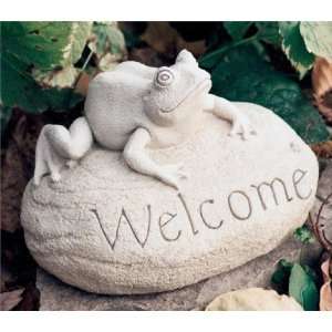   Stone Frog Welcome Rock, Toad   Concrete Sculpture