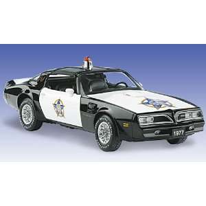   2004 Franklin Mint Police Car   1977 Pontiac Trans Am 