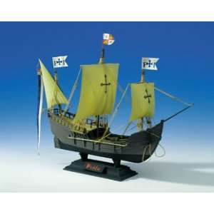  Heller   1/75 Pinta (Plastic Model Ship) Toys & Games