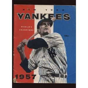  1957 Jay Publishing New York Yankees Yearbook   MLB 