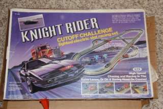 80s Knight Rider Cutoff Challenge Lighted Eletric Slot car Racing Set 