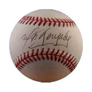  Wiki Gonzalez Autographed Baseball   autographe Sports 