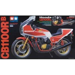  Tamiya   1/6 Honda CB1100R B Motorcycle (Plastic Model 