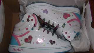 NEW GIRLS Shoes SKECHERS HY TOP ZEPHYR II ROMANTICS 5  