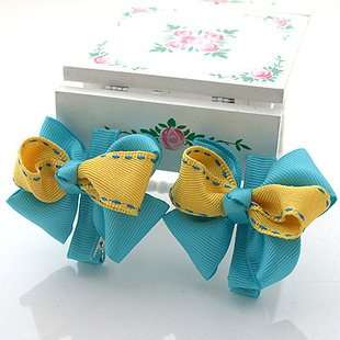 SALEHandmade Girl Baby Hair bow clips holders  