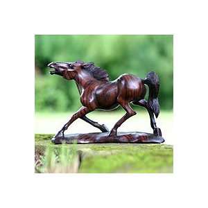  Racing Horse, statuette