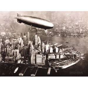 Zeppelin Over New York   Poster by Transglobe (32x24)  