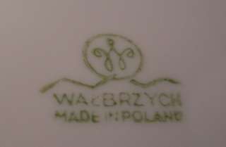 We have available today a gorgeous old plate, made by Wacbrzych in 