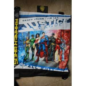  2011 San Diego COMIC CON WB JUSTICE LEAGUE SWAG BAG PACK 