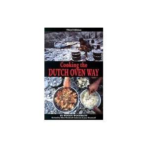 Cooking the Dutch Oven Way / Woodruff, book  Kitchen 