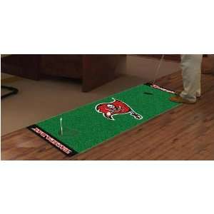   NFL   Tampa Bay Buccaneers Golf Putting Green Mat
