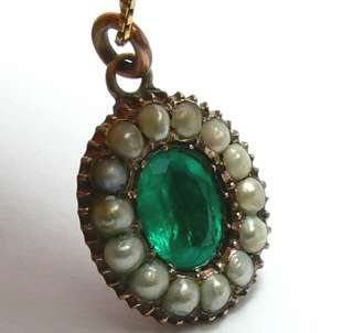 VINTAGE EMERALD AND PEARL PENDANT  