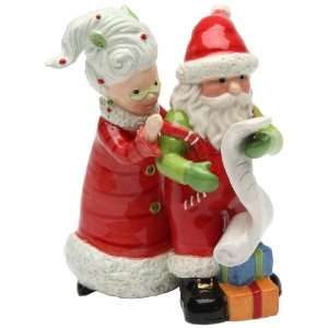 Appletree Design Naught or Nice Mrs. Claus and Santa Salt and Pepper 
