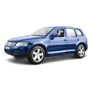   2011 Gold 118 Scale Metallic Blue Volkswagen Touareg Toys & Games