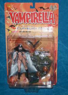 Vampirella Action Figure 661470000121  