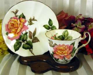 The cups and saucers are in very good condition. No chips, cracks 
