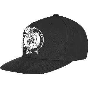   & Ness NBA Vintage Black Throwback Snap Back Hat