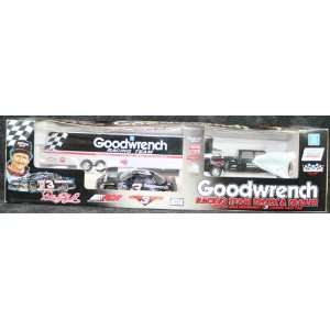   Earnhardt Diecast GM Goodwrench 1/24 1993 Brookfield Set Toys & Games