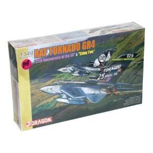  RAF Tornado Gr.4 Twin Pack 1 144 Model Kit Toys & Games