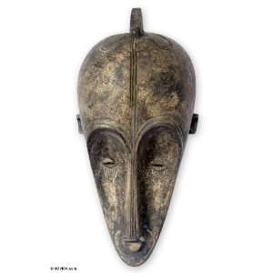 Gabonese wood mask, Fang Peacemaker 