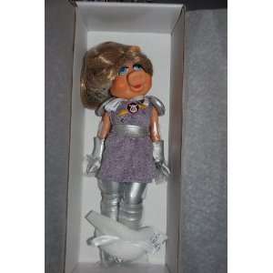    11 First Mate Miss Piggy Doll By Robert Tonner Toys & Games