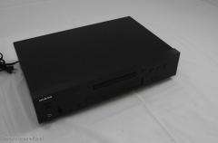 Onkyo C 7030 Compact Disc Player (Black)  