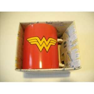  Wonder Woman Logo 12 Oz. Mug