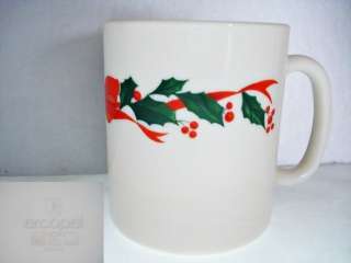 Arcopal Holly & Ribbons Christmas Mug  