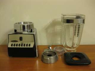 VINTAGE OSTERIZER CLASSIC VIII 8 SPEED CHROME BLENDER MODEL 541  