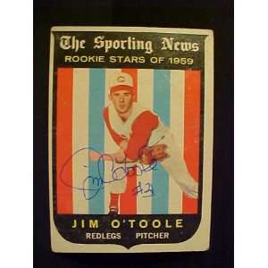  Jim OToole Cincinnati Redlegs #136 1959 Topps Autographed 