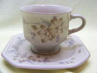Woodland Mikasa Continental 4 Coffee Cups & Saucers  