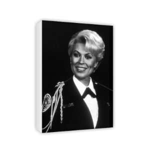 Leslie Easterbrook   Canvas   Medium   30x45cm